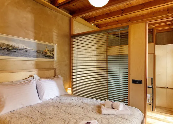 La Casa Piccola * ハニア