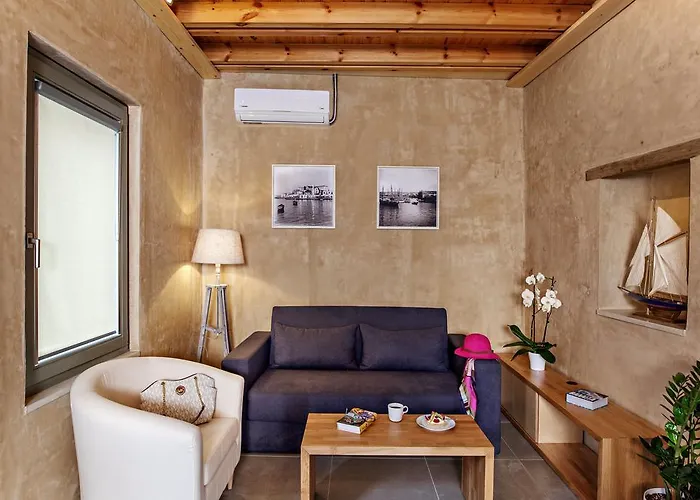 La Casa Piccola ハニア